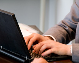 �r�W�l�X�V�[���ł͍ł������R�~���j�P�[�V�����̈�� 